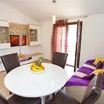 With A Parking Space - 11418 Makarska