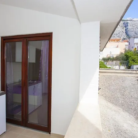 With A Parking Space - 11418 Apartman *