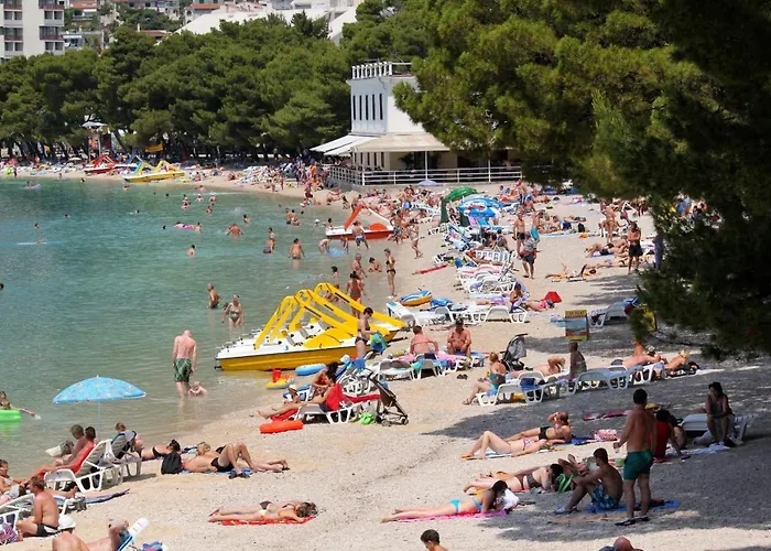 With A Parking Space - 11418 Makarska