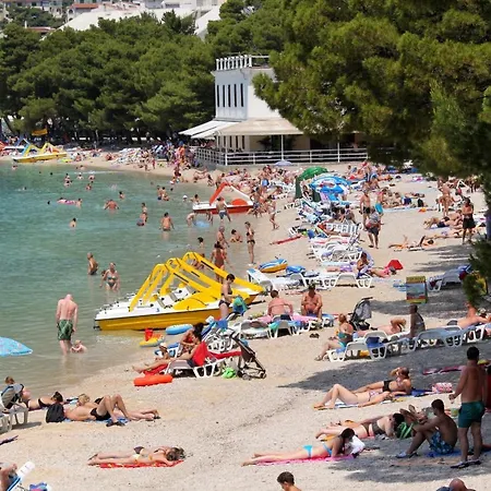 With A Parking Space - 11418 Makarska