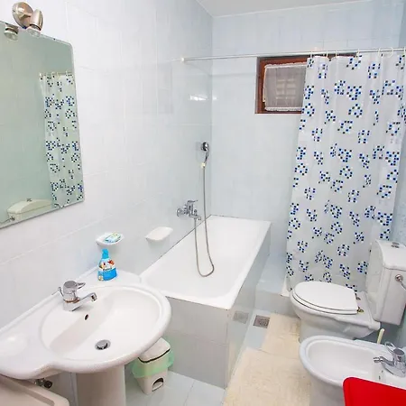 With A Parking Space - 11418 Makarska